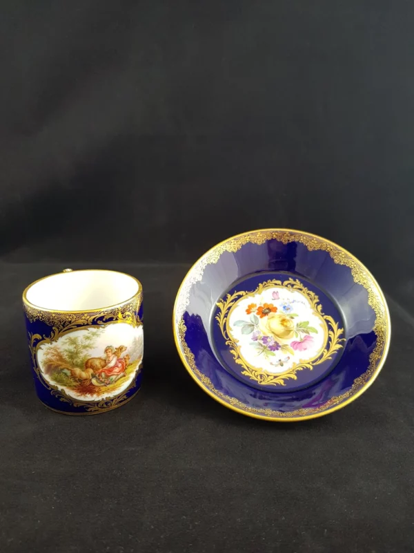 MEISSEN  - Tasse litron et sa soucoupe (vendu) – Image 4