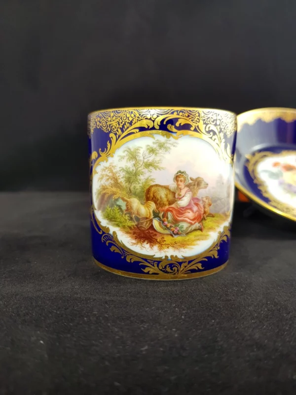 MEISSEN  - Tasse litron et sa soucoupe (vendu) – Image 5