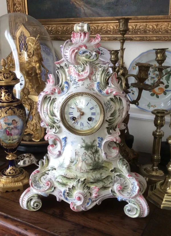 MOUSTIER - Pendule en Faïence (Vendu)