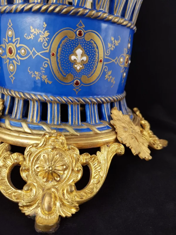 SÈVRES - Corbeille "Jasmin" monogrammé – Image 2