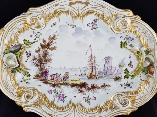 VEUVE PERRIN - Grand plat en faïence – Image 3