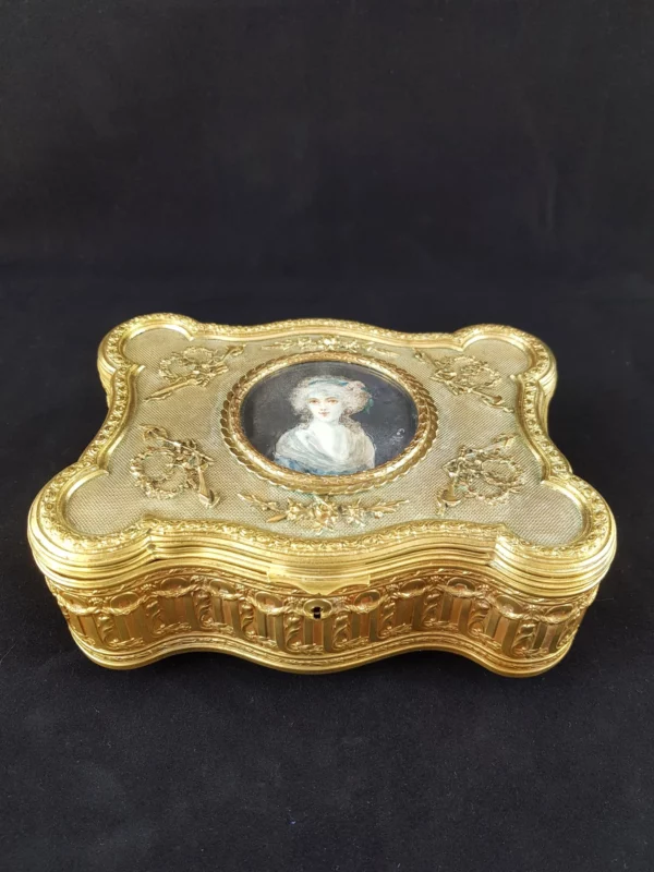 Coffret à bijoux en bronze et laiton (Vendu)