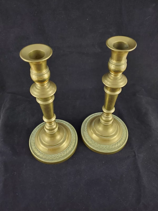 Paire de flambeaux en bronze – Image 3