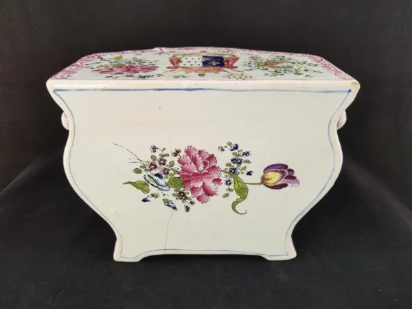 Paul HANNONG - Commode en faïence – Image 3