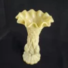Vase en opaline beige – Image 3