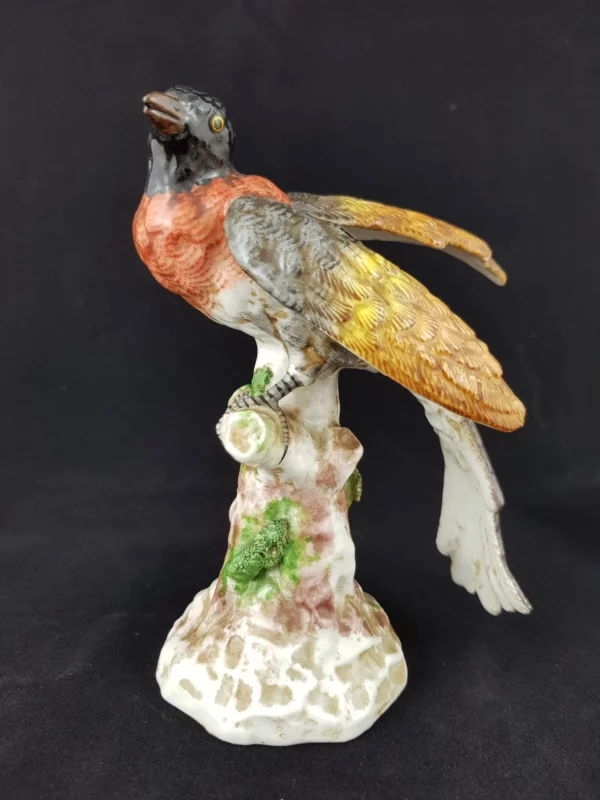 BOURDOIS et BLOCH - Oiseau coloré en porcelaine