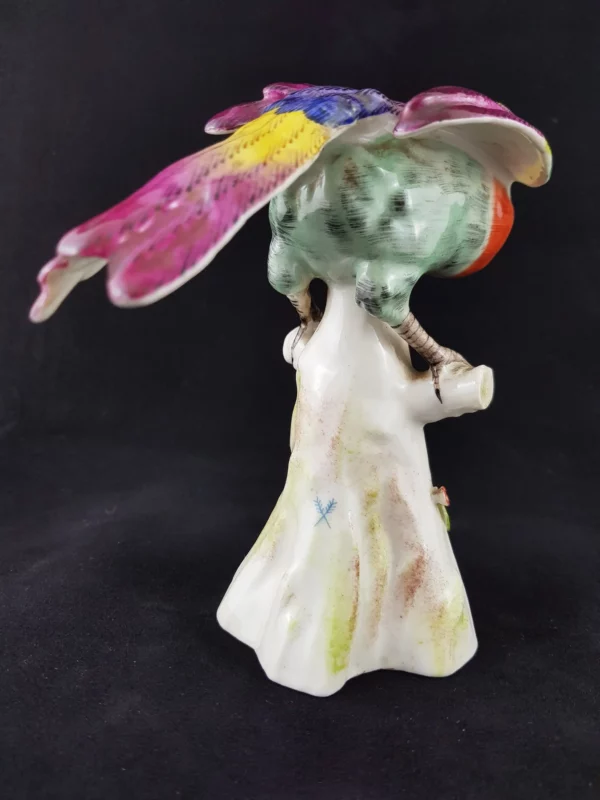 BOURDOIS et BLOCH  - Toucan en porcelaine – Image 3