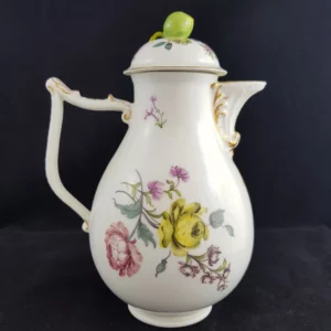 MEISSEN - Pichet à lait en porcelaine fine
