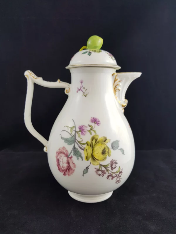 MEISSEN - Pichet à lait en porcelaine fine