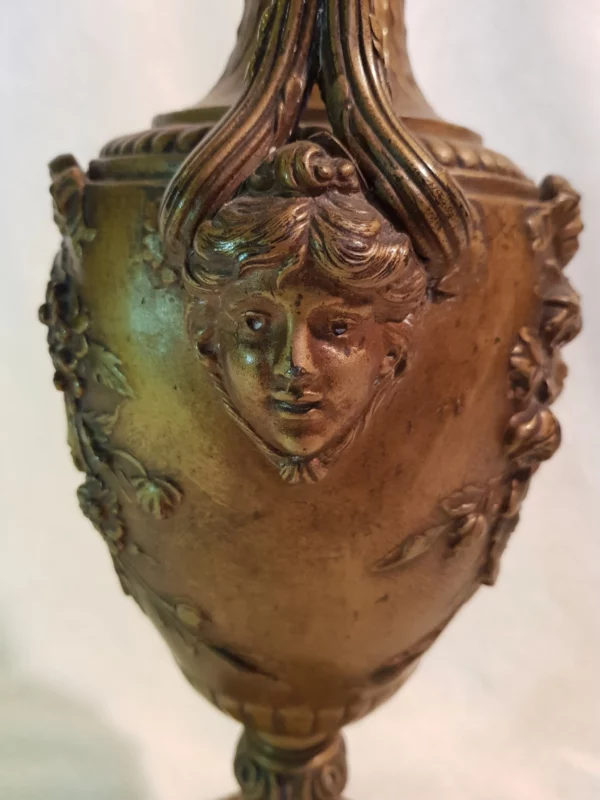 VASE (la paire) en régule – Image 6
