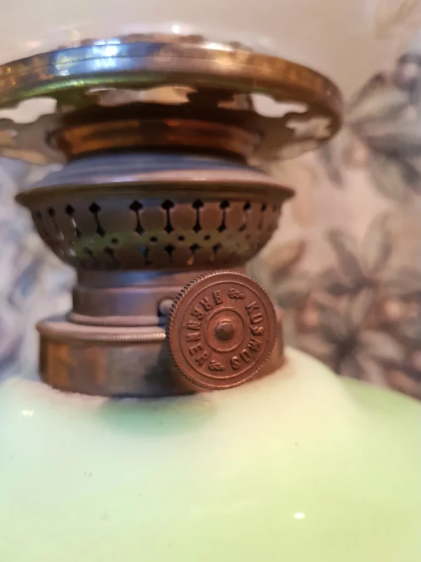LAMPE À PETROLE en porcelaine verte – Image 6