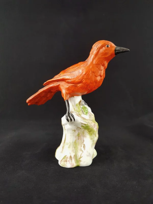 LOCRÉ - Oiseau en porcelaine corail