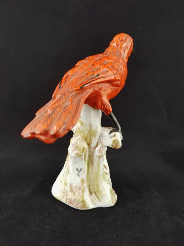 LOCRÉ - Oiseau en porcelaine corail – Image 3