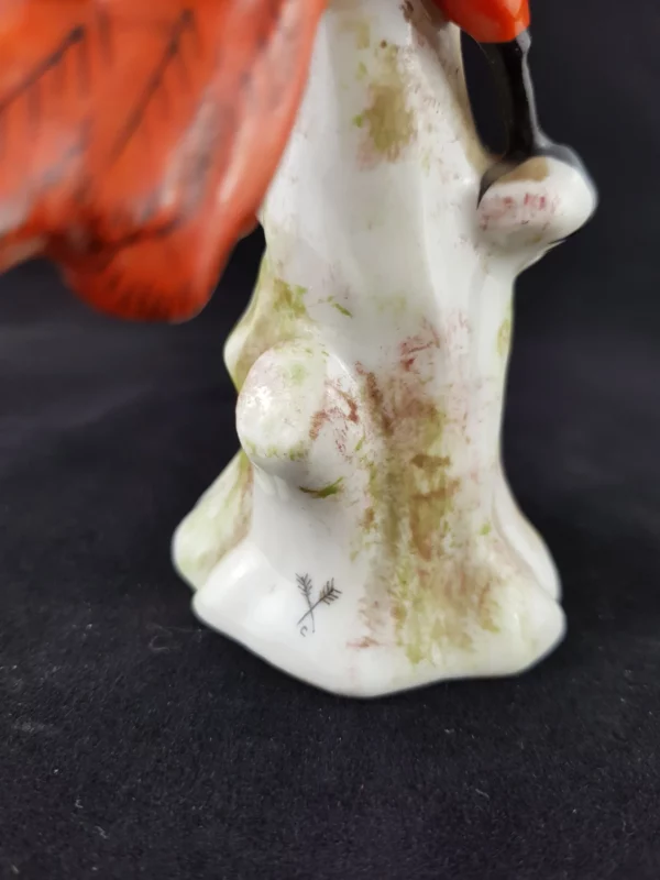 LOCRÉ - Perroquet en porcelaine – Image 4