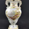 HOCHST - Vase en porcelaine, scène romantique et dorures – Image 3