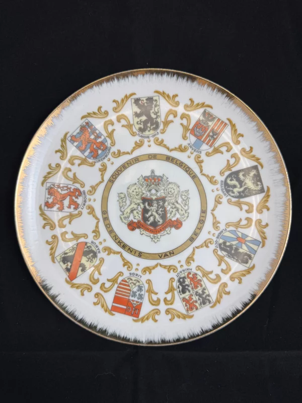 BELGIQUE - Paire d'assiettes commémoratives – Image 3