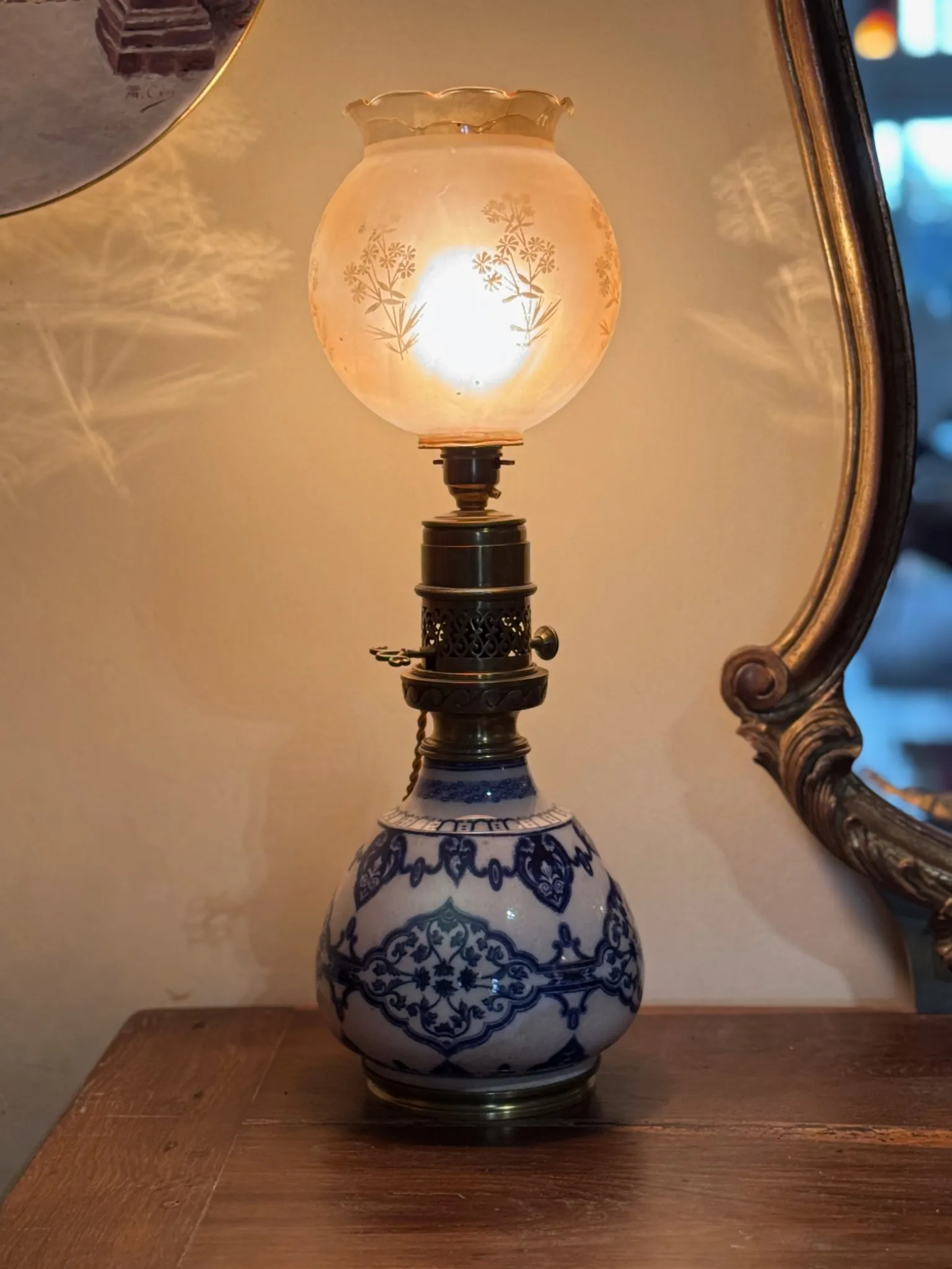 GAGNEAU PARIS - Lampe à pétrole transformée en lampe électrique – Image 3