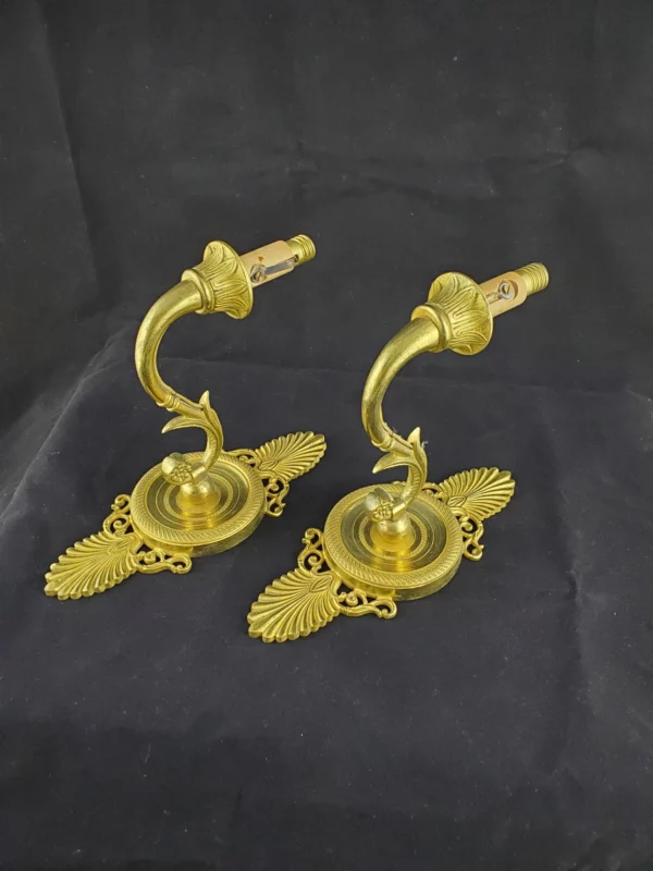 Style EMPIRE - Paire d'appliques murales en bronze doré