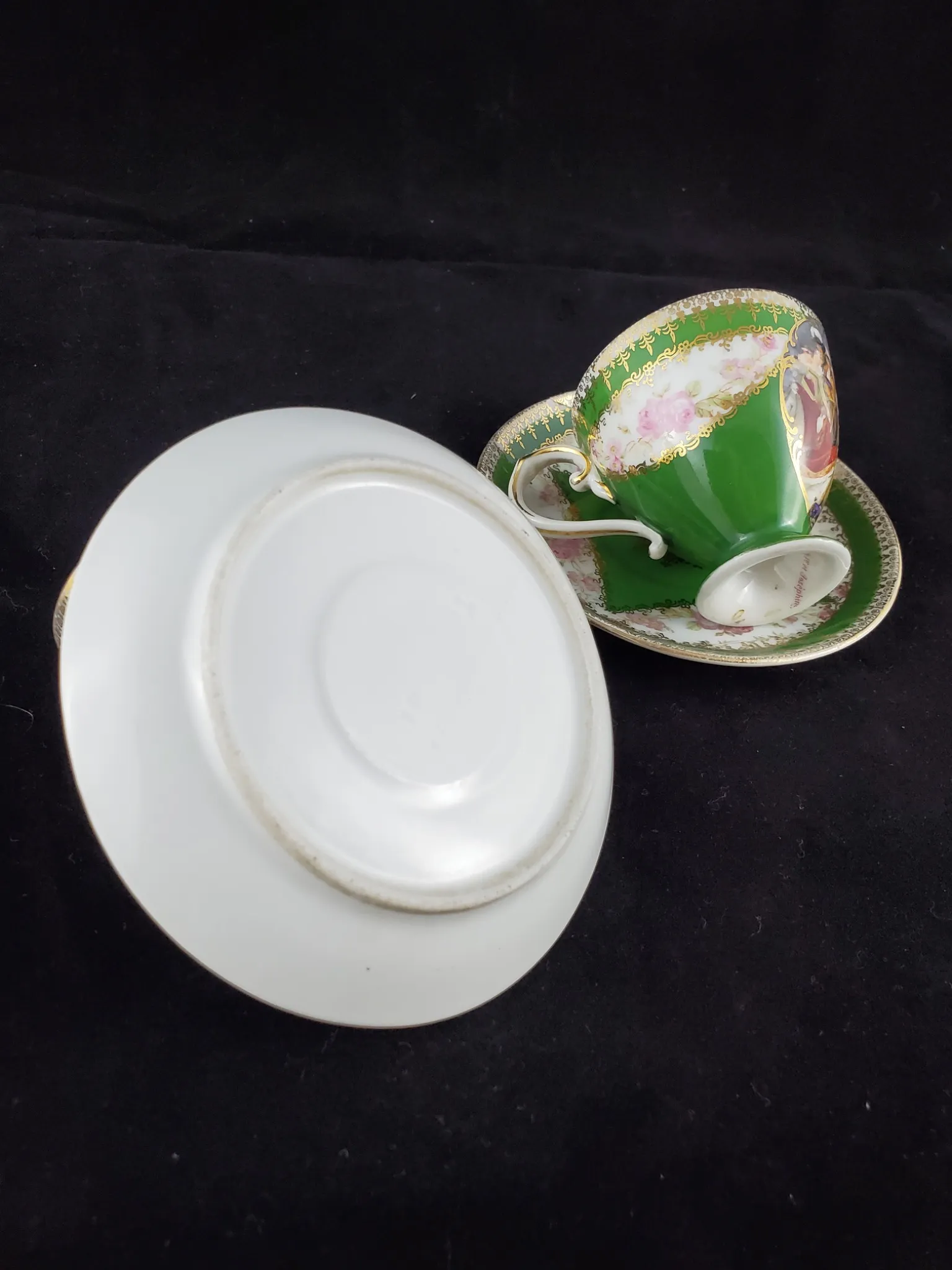 NAPOLÉON III (style) - Duo de tasses et soucoupes en porcelaine peinte – Image 3