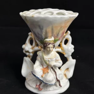 Pique-Fleurs en Porcelaine